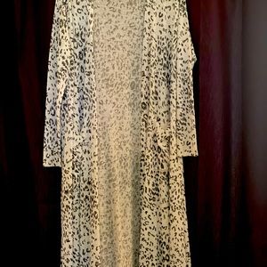 Lularoe Sarah cardigan